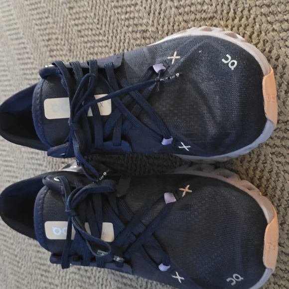 On Running Dark Blue and Light Purple Shoes - Picture 2 of 7